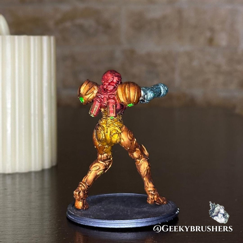Samus Aran Resin Figure • Metroid Prime Suit, Dread Suit - Gamer Fanart