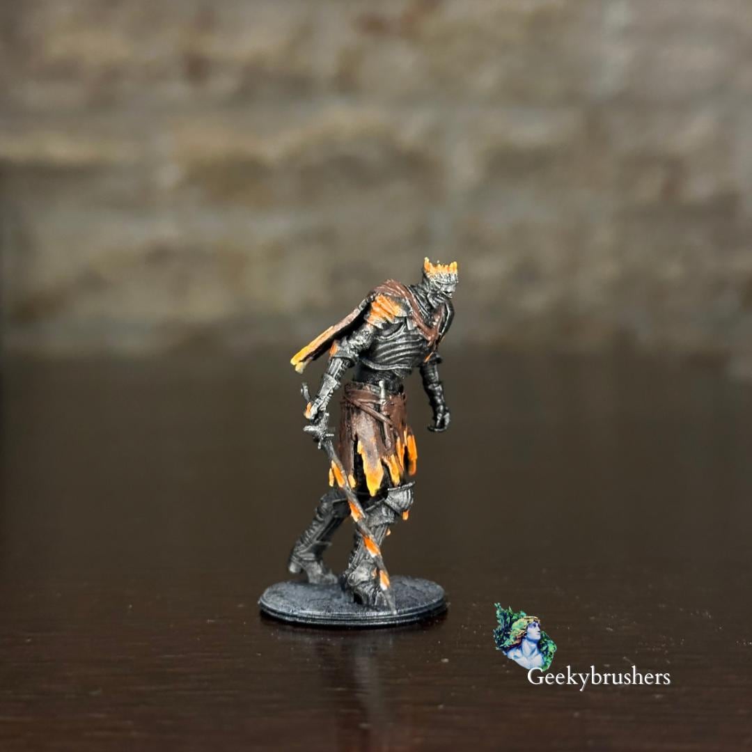Soul of cinder miniature |  Resin Statue | Dark Souls 3 , high Detailed ~32mm scale
