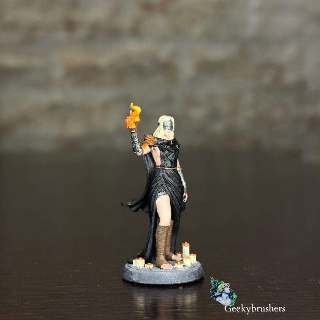 Firekeeper miniature |  Resin Statue | Dark Souls 3 , ~32mm scale