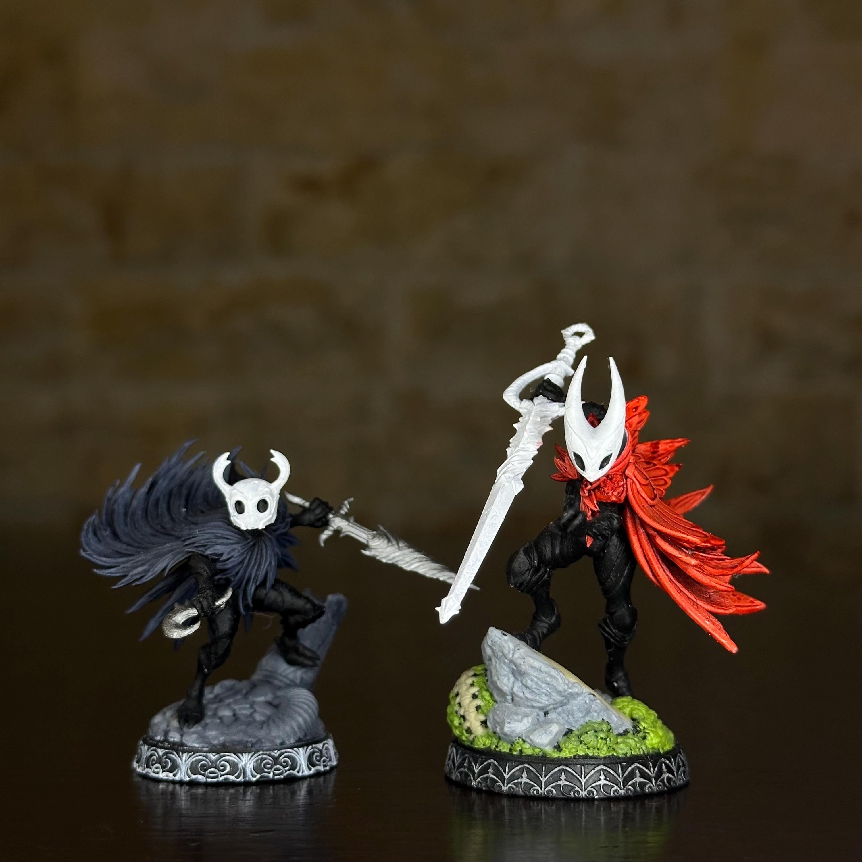 Hollow Knight Miniature | 32mm Resin Figurine, Diorama Base