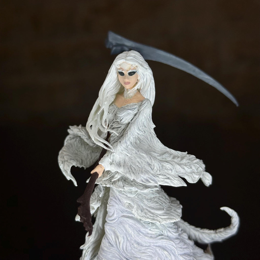 Crossbreed Priscilla| Dark Souls Statue |Highly Detailed| Painted-Unpainted |Diorama Fanart 249mm