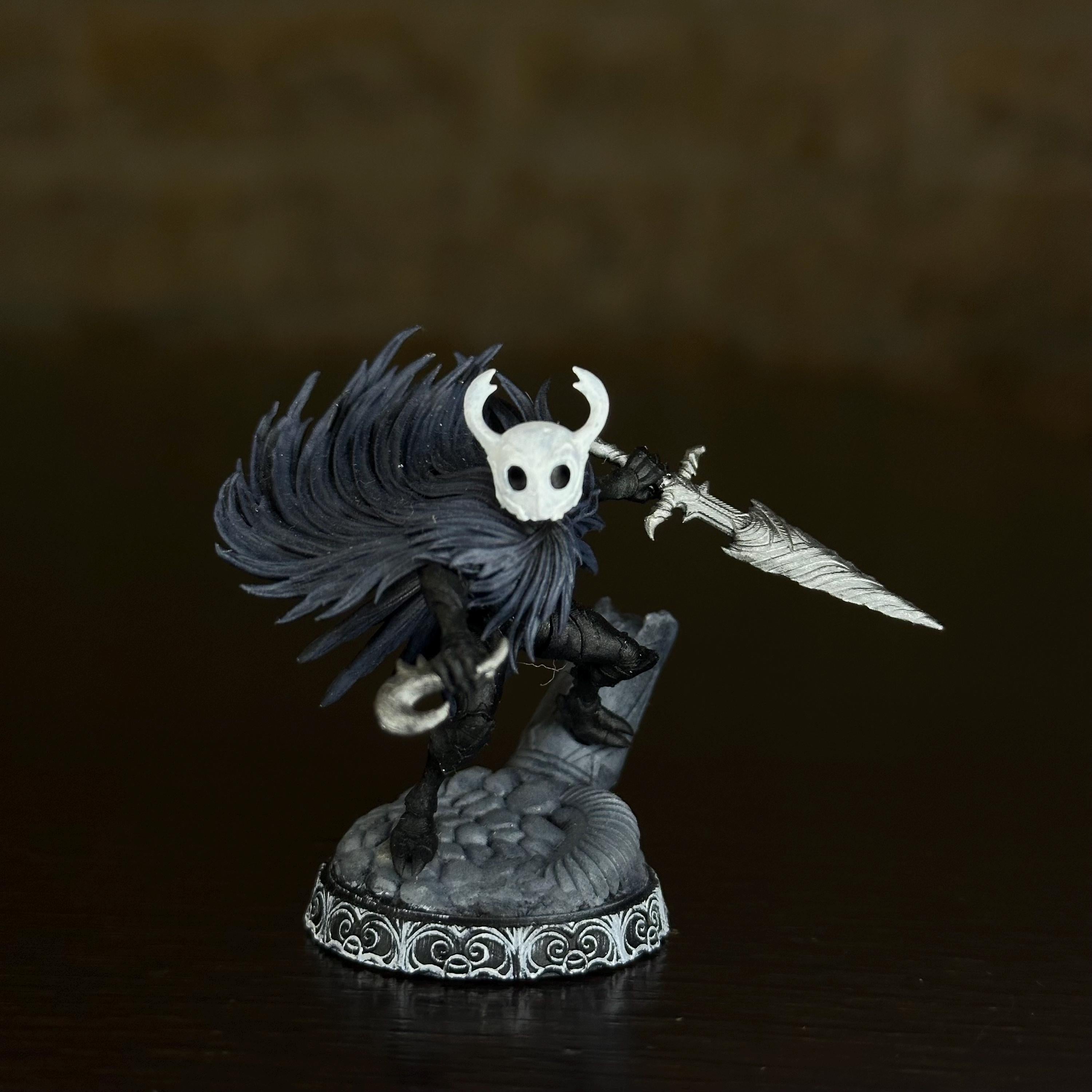 Hollow Knight Miniature | 32mm Resin Figurine, Diorama Base