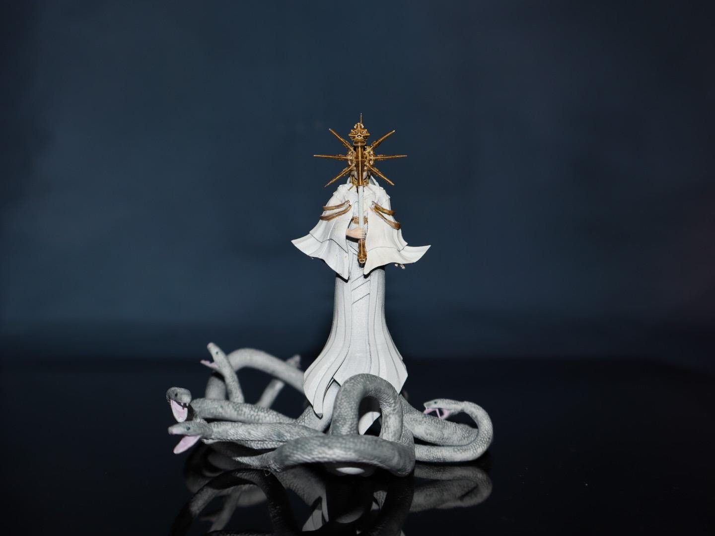 Dark Sun Gwyndolin 3 Inch Dark Souls Figure