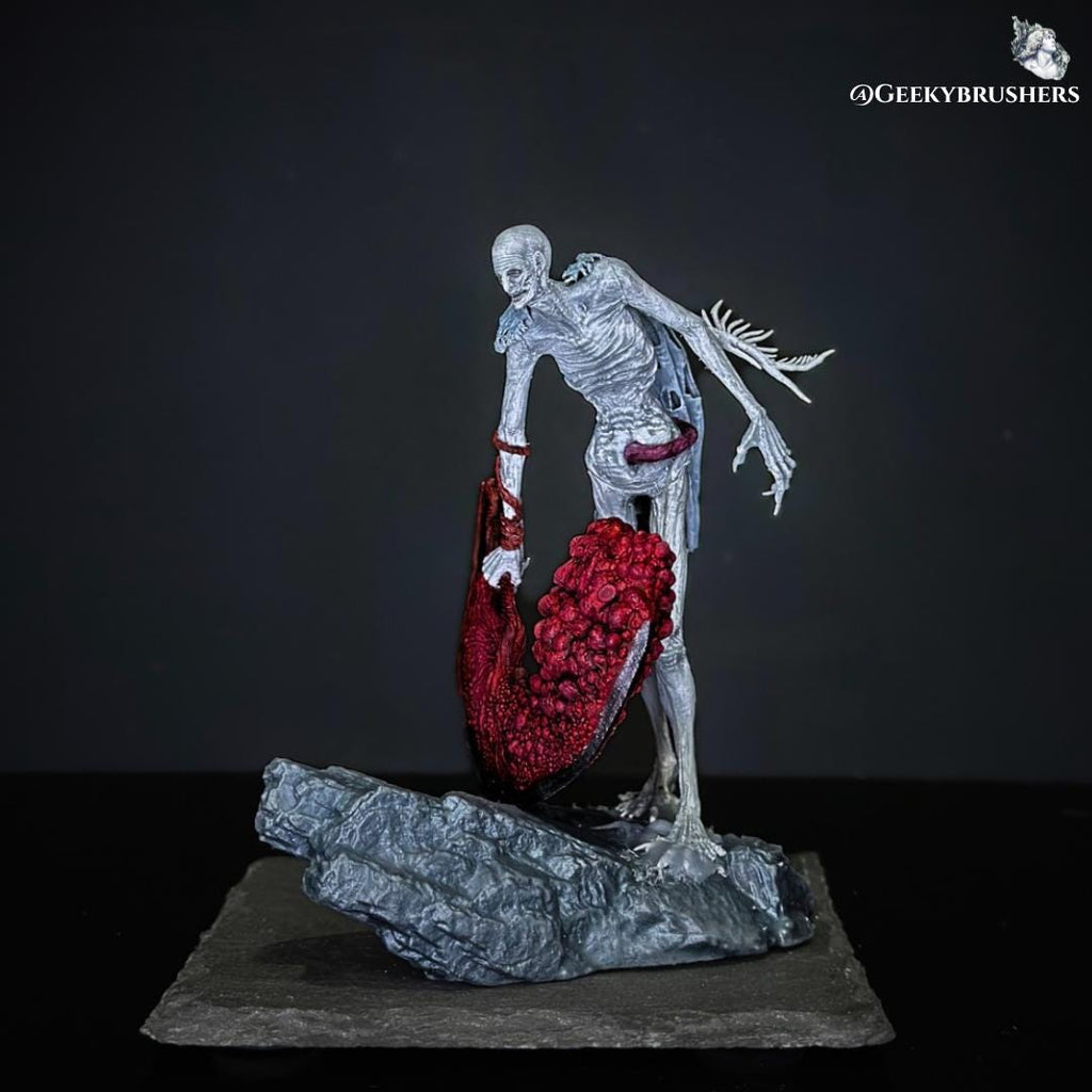 Orphan of Kos Figure Bloodborne| Hand-Painted Boss Statue