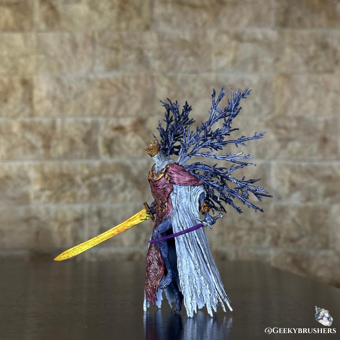 Pontiff Sulyvahn Phase 2 Figure | Dark Souls 3 Inspired Statue | 130mm Resin Collectible | Wings & Dual Sword Version | Hand Painted Fan Art