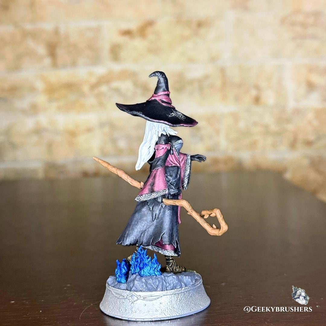 Recluse Miniature - Figure | Elden Ring: Nightreign Collectible | Hand-Painted Resin Statue | Multiple Sizes Available
