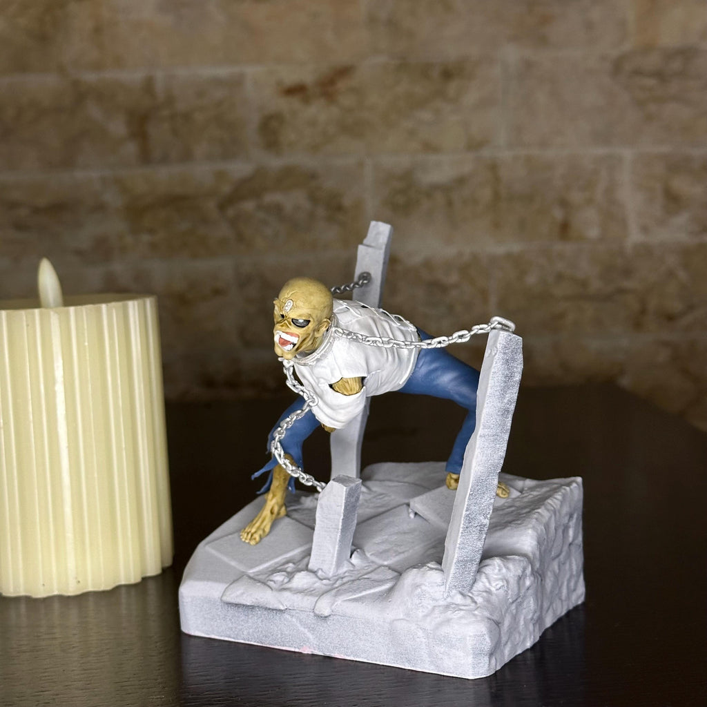 Iron Maiden Piece of Mind Eddie Figure | Hand-Painted Heavy Metal Collectible Statue | 3D Printed Resin Model for Rock Fans| FANART|